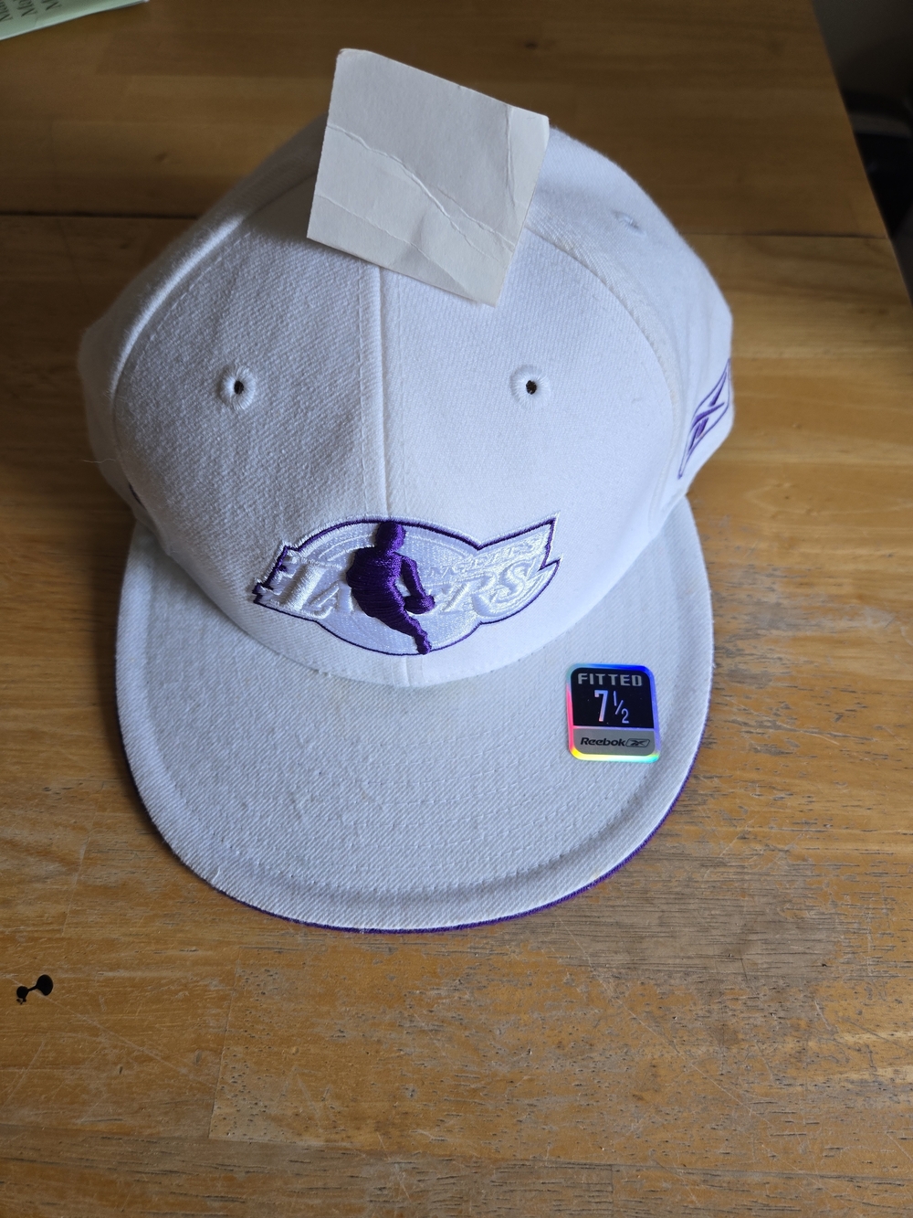 Reebok Magnify Lakers Fitted Cap - 7 1/2